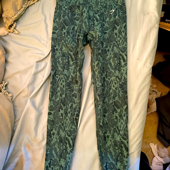 Gym shark leggings - Picture 1 of 2